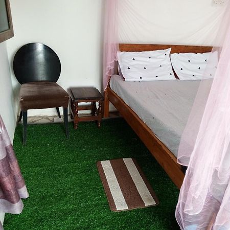 Mikocheni Home Stay Дар-эс-Саламе Экстерьер фото