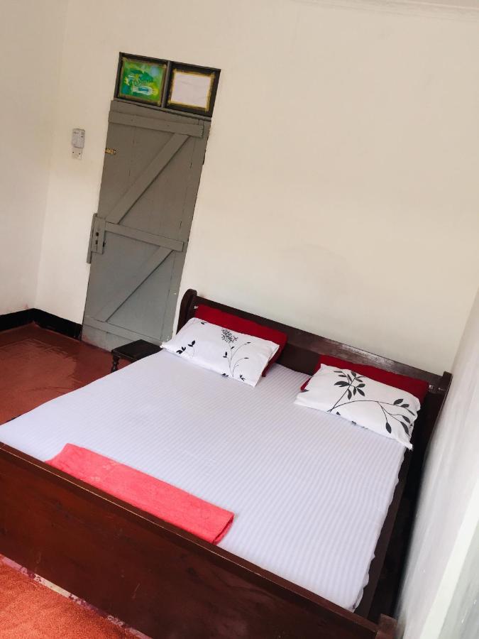 Mikocheni Home Stay Дар-эс-Саламе Экстерьер фото